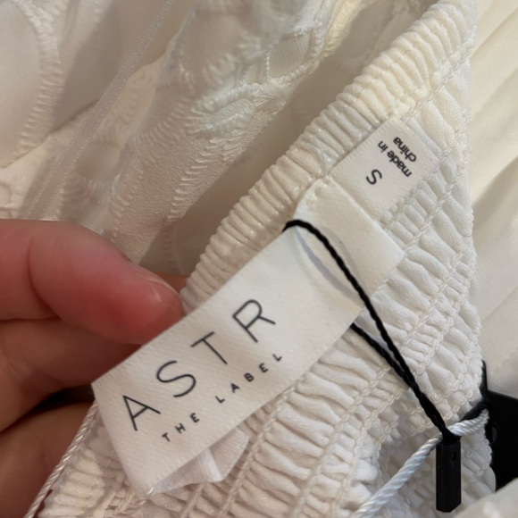 ASTR the Label White Eyelet Midi Dress - Picture 4 of 5